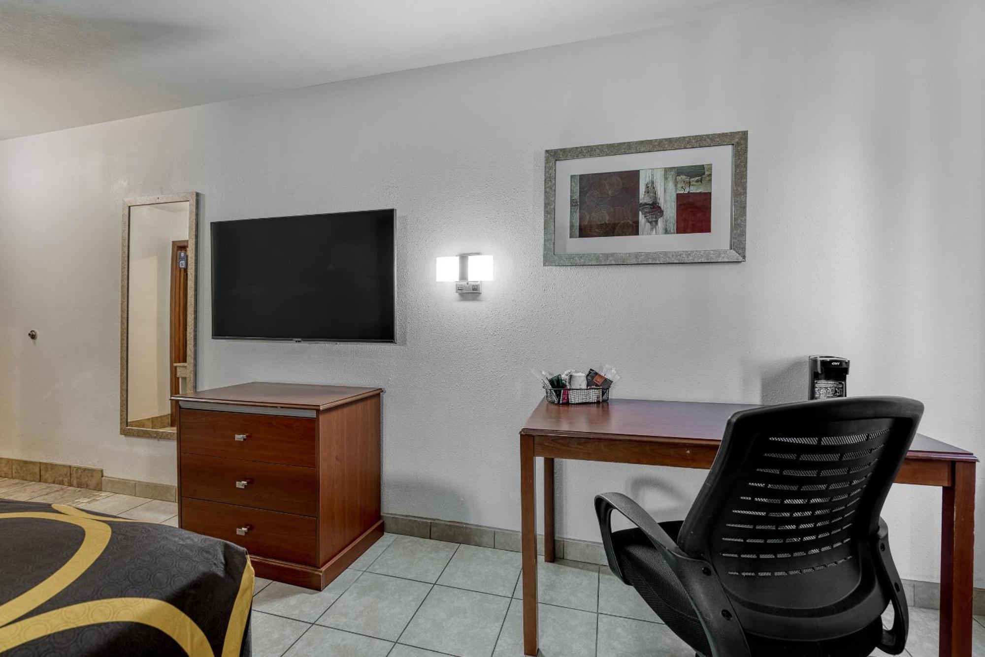 Super 8 By Wyndham Alamosa Motel Phòng bức ảnh